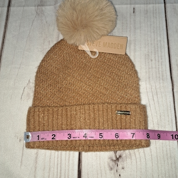 Steve Madden Metallic Pom Beanie - Picture 3 of 4
